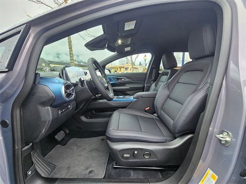 New 2026 Chevrolet Equinox EV LT image 22