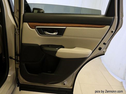 Used 2019 Honda CR-V EX image 27