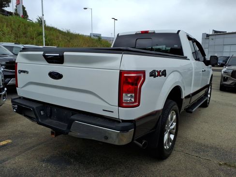 Used 2015 Ford F150 XLT w/ Equipment Group 302A Luxury AWD/4WD image 5