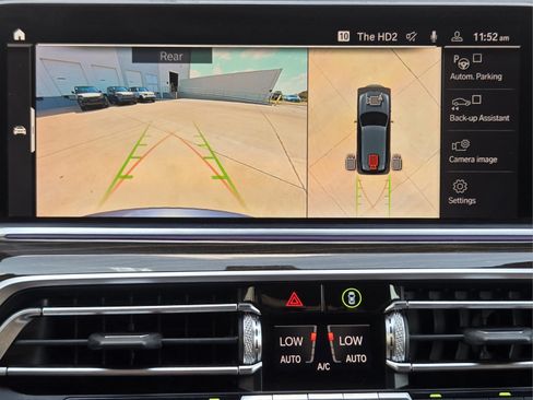 Used 2019 BMW X5 xDrive40i w/ M Sport Package AWD/4WD image 11