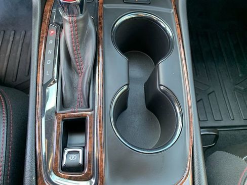 Used 2022 Chevrolet Equinox RS w/ RS Leather Package image 36