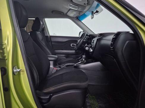 Used 2014 Kia Soul FWD image 30