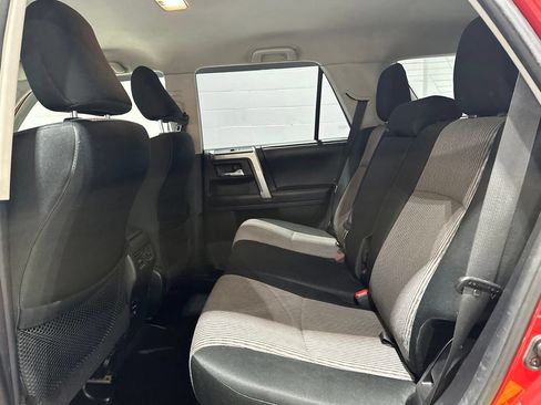 Used 2016 Toyota 4Runner SR5 AWD/4WD image 15