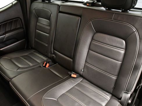 Used 2022 GMC Canyon Denali w/ Denali Black Edition Package image 39