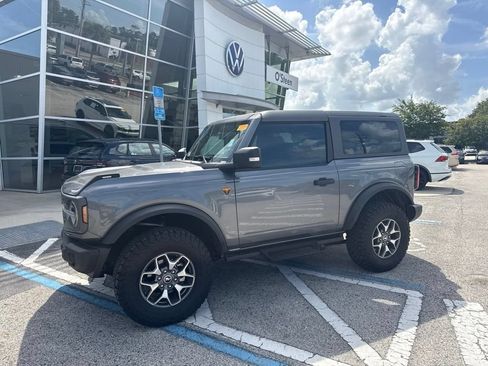 Used 2023 Ford Bronco Badlands AWD/4WD image 1