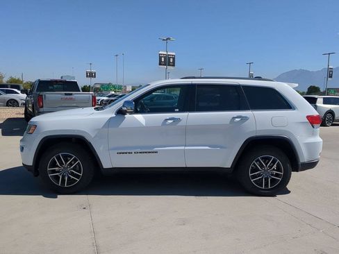Used 2019 Jeep Grand Cherokee Limited AWD/4WD image 3