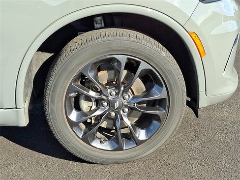 Used 2022 Dodge Durango GT w/ Blacktop Package image 9