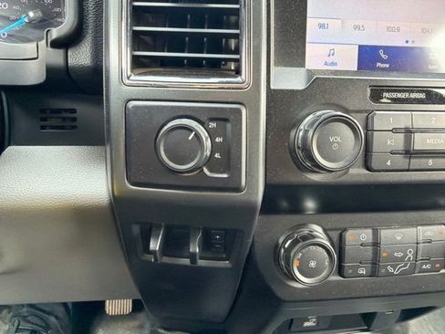 Used 2020 Ford F250 XLT w/ Snow Plow Prep Package AWD/4WD image 19