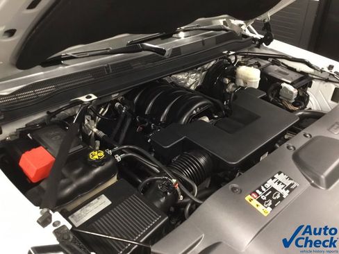 Used 2017 GMC Yukon SLT image 43