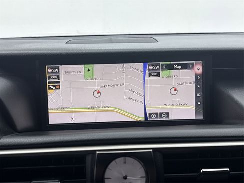 Used 2018 Lexus IS 350 image 27
