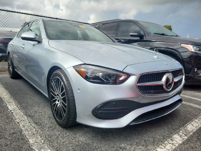 Used 2022 Mercedes-Benz C 300 Sedan image 2