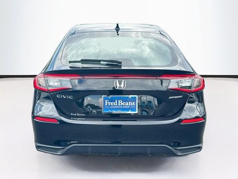Used 2025 Honda Civic Sport image 7