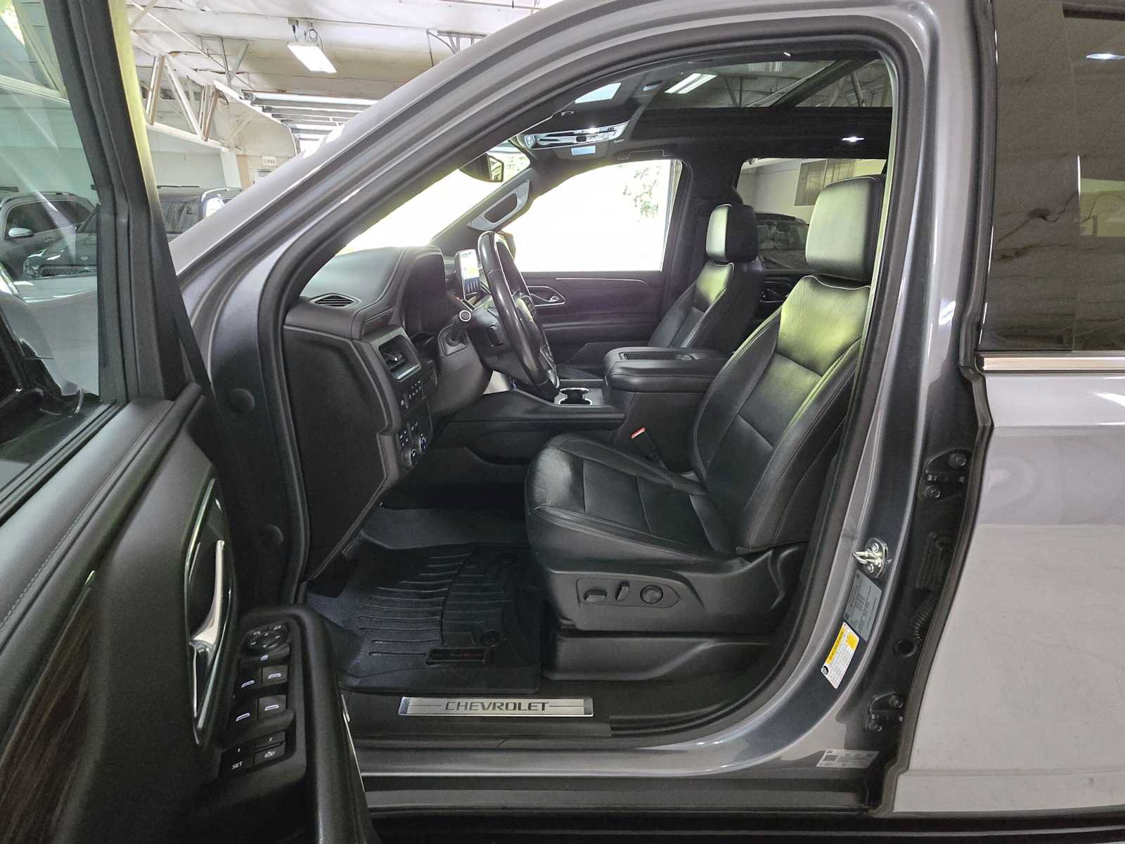 Used 2021 Chevrolet Tahoe LT AWD/4WD image 22
