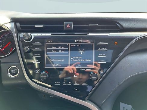 Used 2019 Toyota Camry XSE w/ Carpet Mat Package image 17
