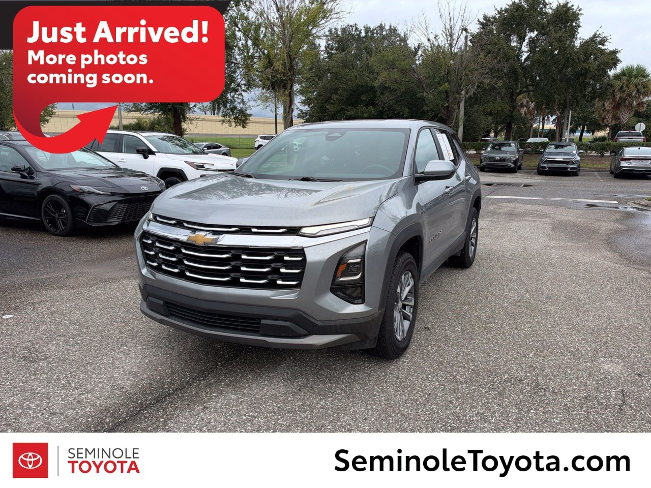 Used 2025 Chevrolet Equinox LT FWD image 1