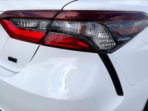 Used 2023 Toyota Camry SE image 29