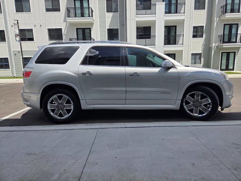 Used 2012 GMC Acadia Denali image 5