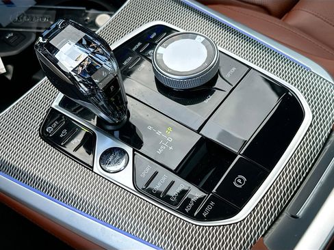 Certified 2023 BMW X5 sDrive40i w/ Executive Package image 17