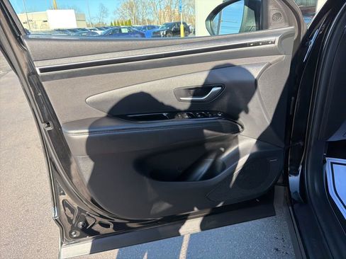 Used 2024 Hyundai Tucson Limited image 28