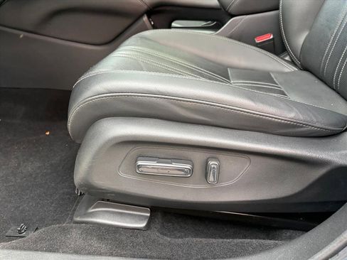 Used 2023 Honda HR-V EX-L image 17