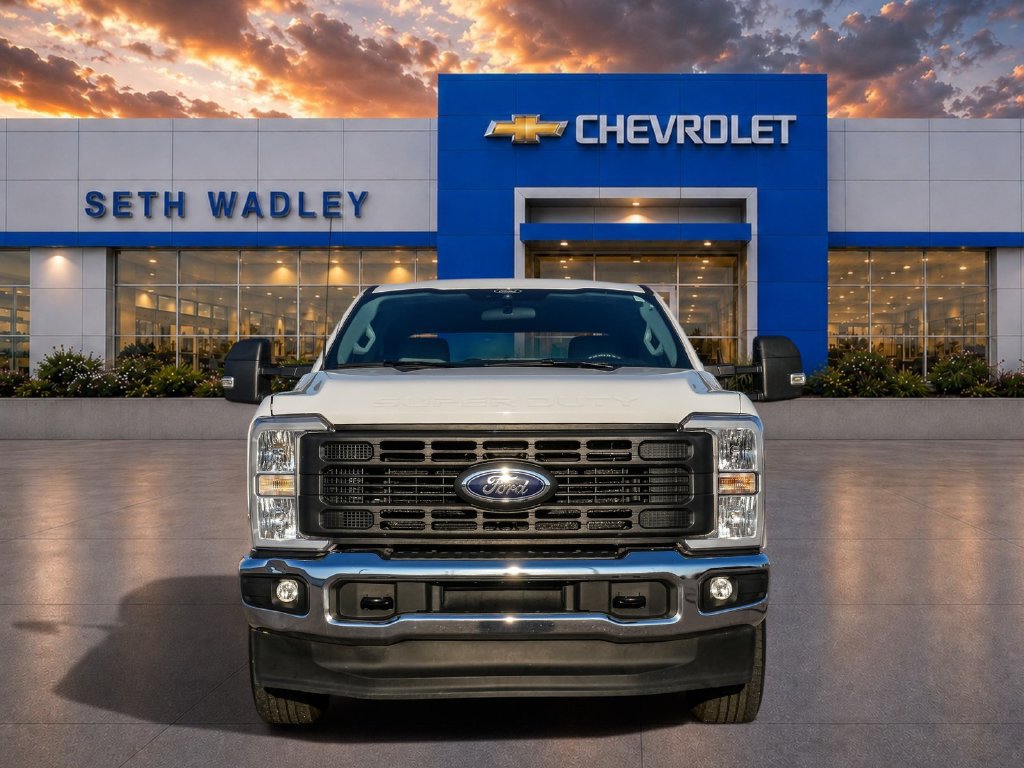 Used 2025 Ford F350 XL w/ XL Driver Assist Package AWD/4WD image 2