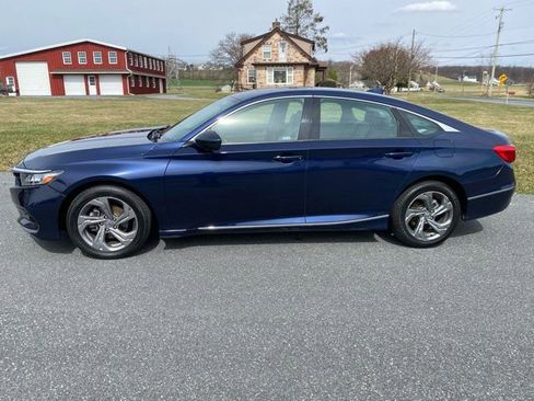 Used 2020 Honda Accord EX image 2