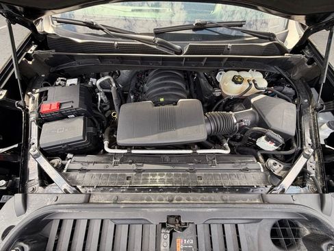 Used 2022 GMC Sierra 1500 AT4 w/ AT4 Premium Package AWD/4WD image 6