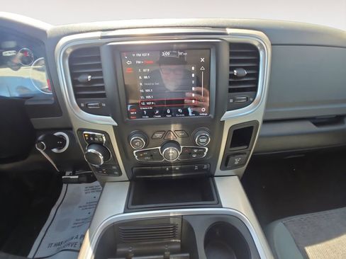 Used 2018 RAM 1500 Big Horn AWD/4WD image 11
