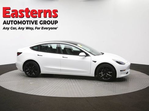 Used 2023 Tesla Model 3 Standard Range RWD image 42
