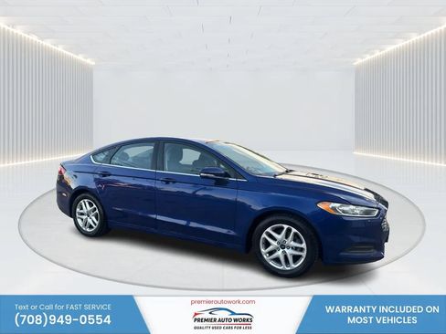 Used 2015 Ford Fusion SE FWD image 8