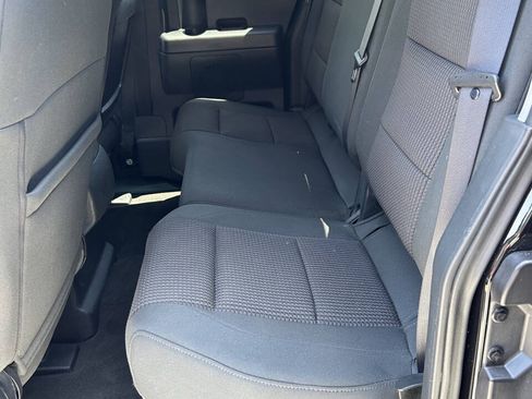 Used 2012 Nissan Titan SV w/ SV Value Truck Pkg AWD/4WD image 15