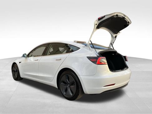Used 2020 Tesla Model 3 Standard Range Plus image 18
