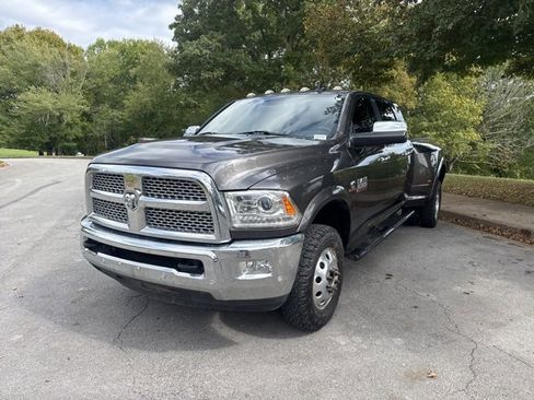 Used 2017 RAM 3500 Laramie image 3