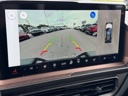 New 2025 Ford Bronco Sport Outer Banks w/ Outer Banks Tech Package+ AWD/4WD image 24