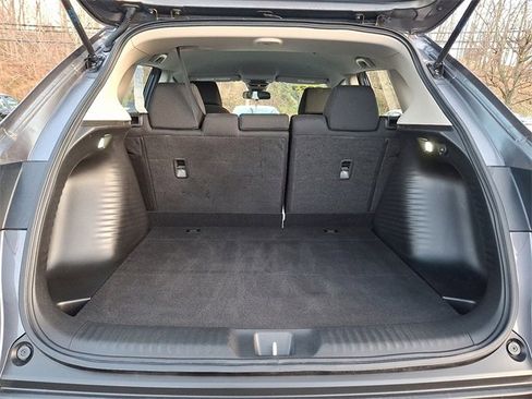 Used 2023 Honda HR-V LX image 28