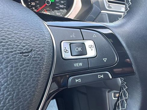 Used 2021 Volkswagen Tiguan SE R-Line image 21