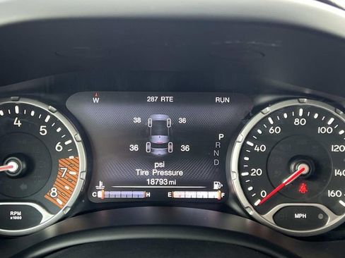 Used 2021 Jeep Renegade Trailhawk image 22