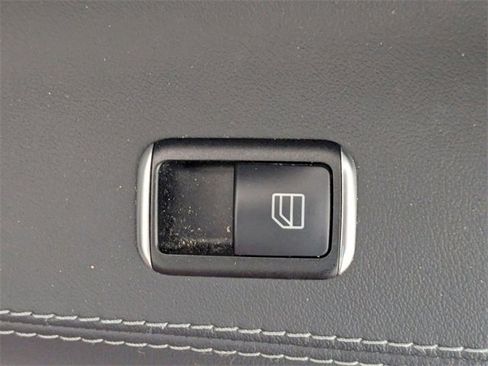 Used 2015 Tesla Model S 85D image 30