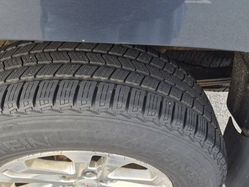 Used 2015 GMC Canyon SLT AWD/4WD image 7