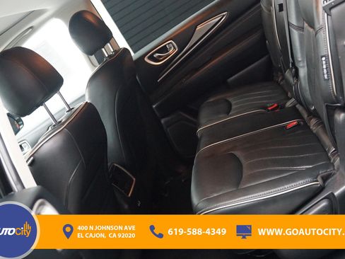 Used 2020 INFINITI QX60 Luxe w/ Essential Package FWD image 14