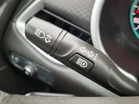 Used 2024 Chevrolet Malibu LT image 32