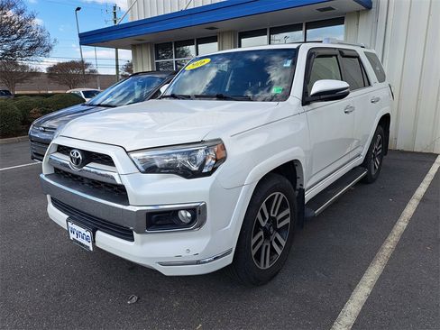 Used 2016 Toyota 4Runner Limited image 1