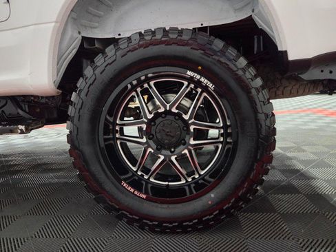 Used 2019 Ford F250 Lariat w/ Lariat Value Package image 87