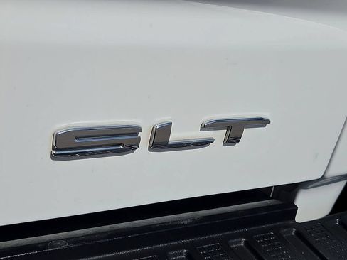 Used 2021 GMC Sierra 1500 SLT w/ Max Trailering Package AWD/4WD image 10