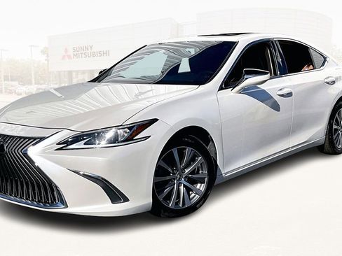 Used 2019 Lexus ES 350 w/ Accessory Package 2 image 1