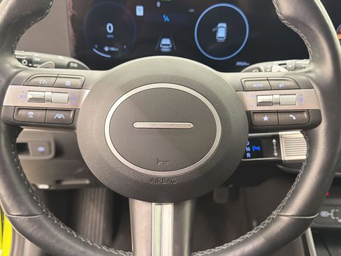 Used 2024 Hyundai Kona Limited FWD image 16