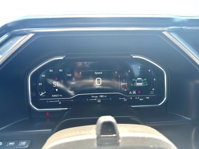 Used 2023 GMC Sierra 1500 Denali AWD/4WD image 11