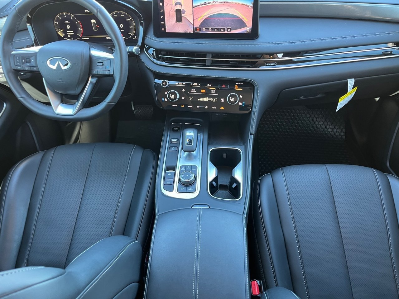 Certified 2026 INFINITI QX60 Luxe w/ Cargo Package FWD image 14