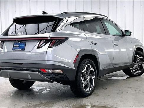 Certified 2024 Hyundai Tucson Limited AWD/4WD image 12