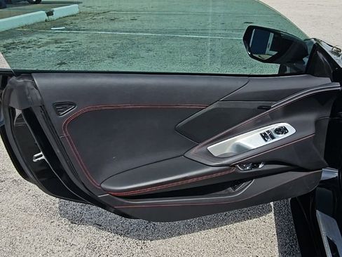 Used 2023 Chevrolet Corvette Stingray Coupe w/ Z51 Performance Package image 10